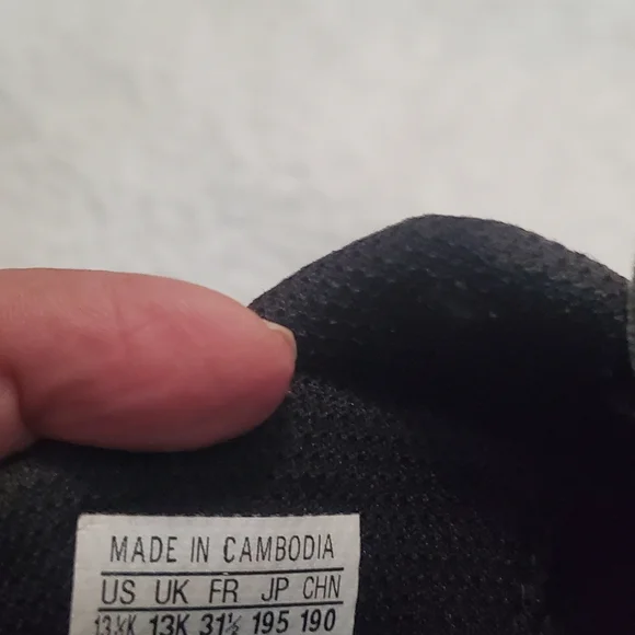 Adidas Kids Black and Pink Soccer Cleats - Picture 5 of 5